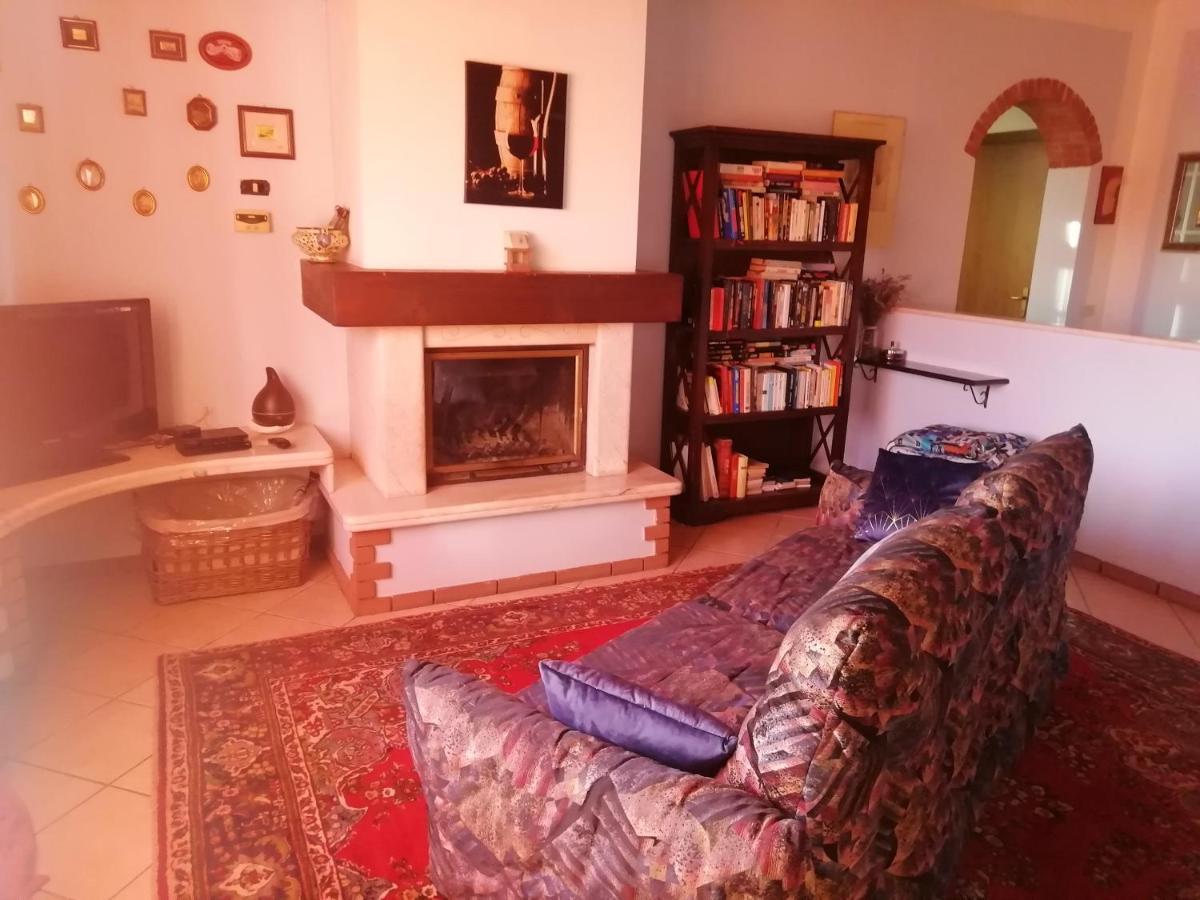 Un Bell Incontro Apartment Borgo Ticino Luaran gambar