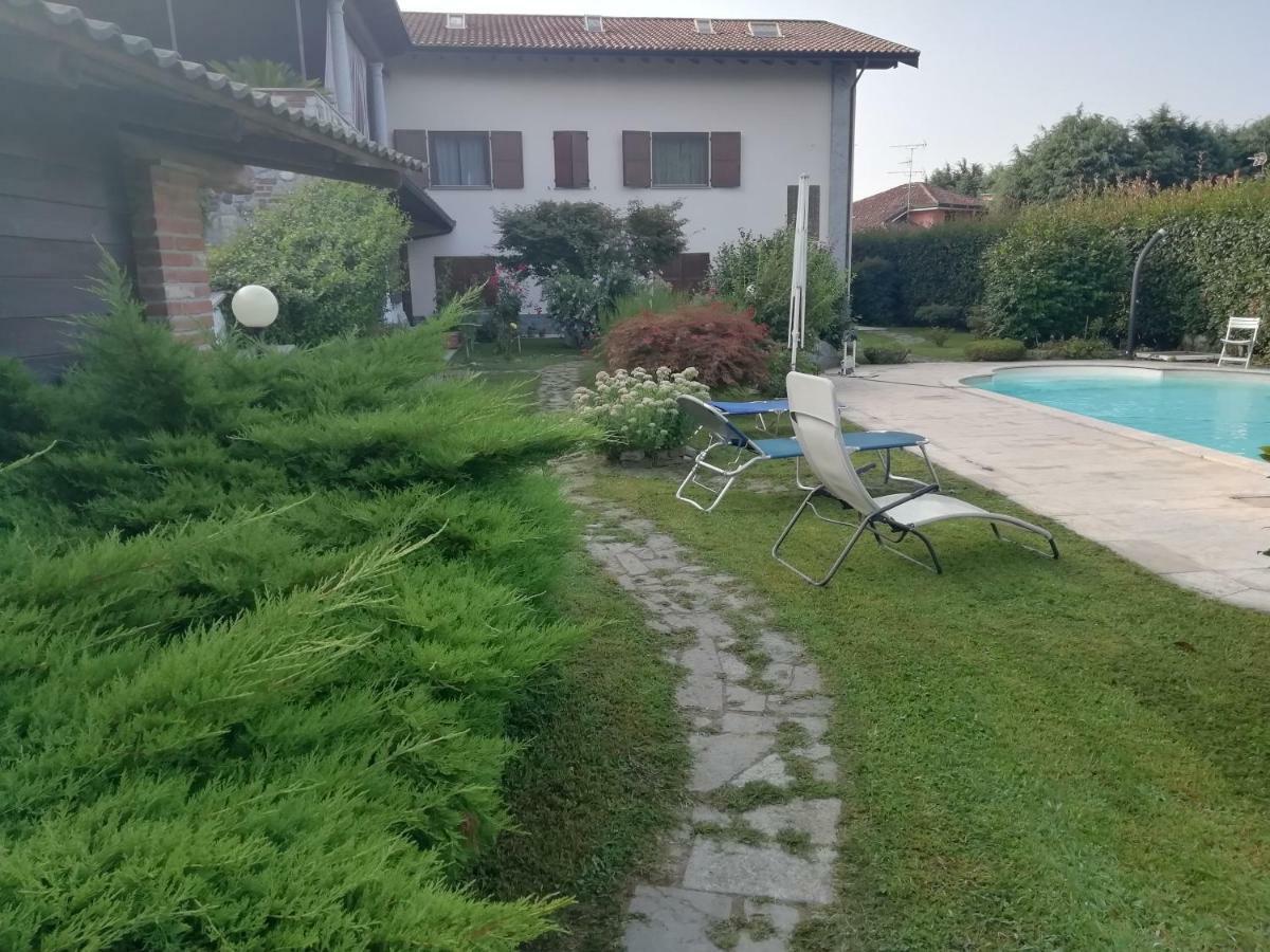 Un Bell Incontro Apartment Borgo Ticino Luaran gambar