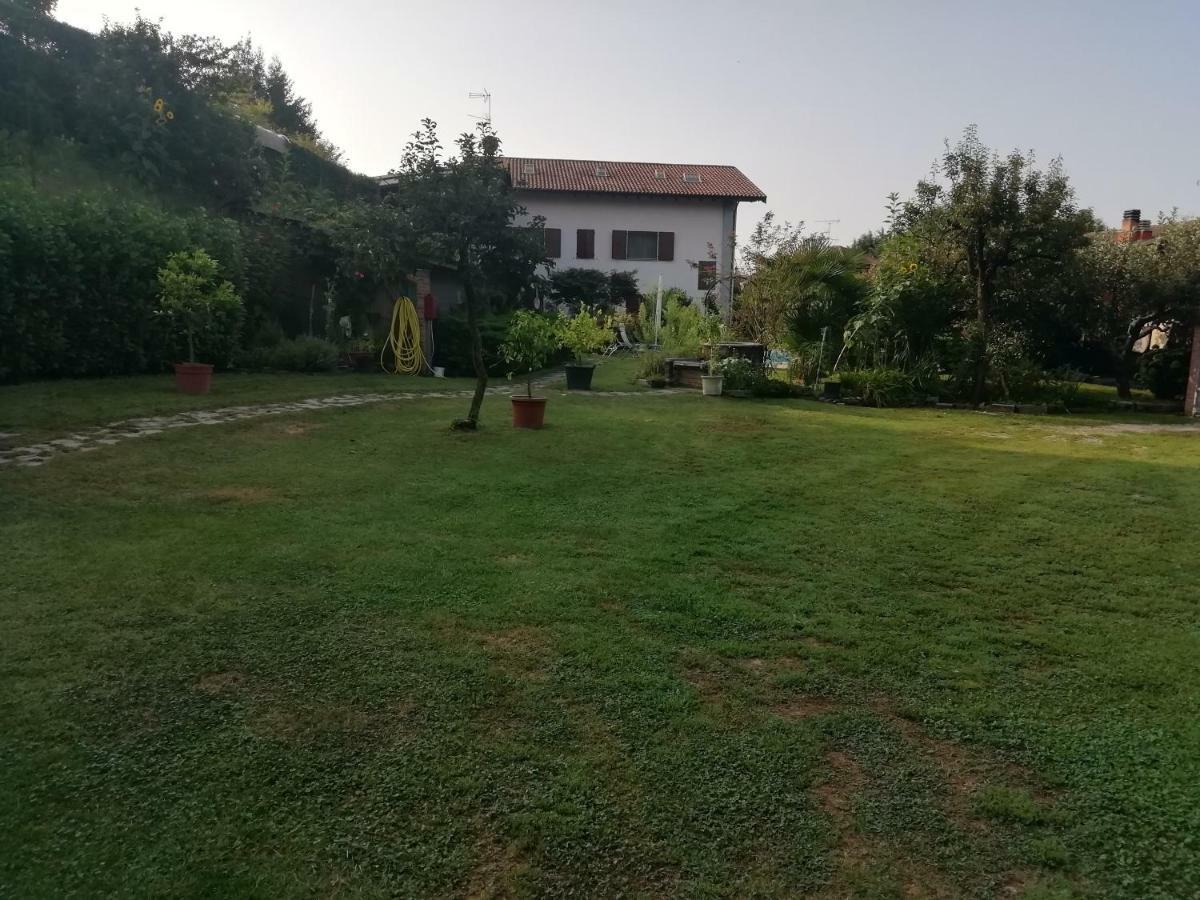 Un Bell Incontro Apartment Borgo Ticino Luaran gambar